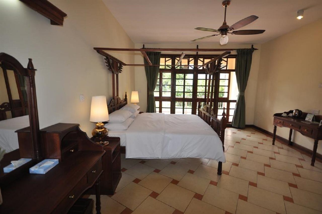 Hunters Lodge Twaandu Exteriör bild
